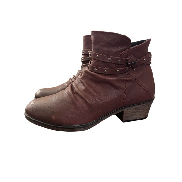 Womens Brown Women's Propet Roxie Brown Leather Ankle Boots - Picture 3 of 16